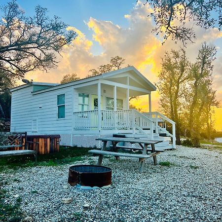 Spring BranchThe Perch- Texas Tiny Haus With Amazing Views别墅 外观 照片